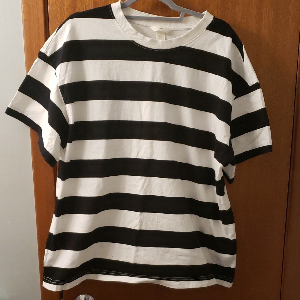 H&M Monochrome Striped Tee Oversized